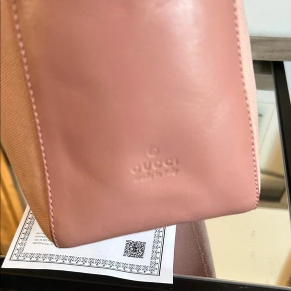 Gucci Pink Shoulder Bag - Picture 8 of 16